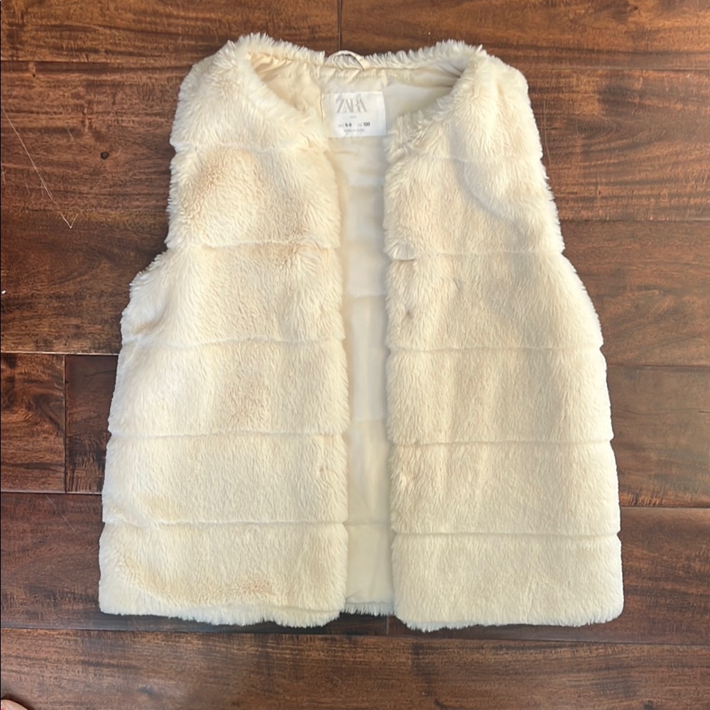 Zara Cream Faux Fur Vest